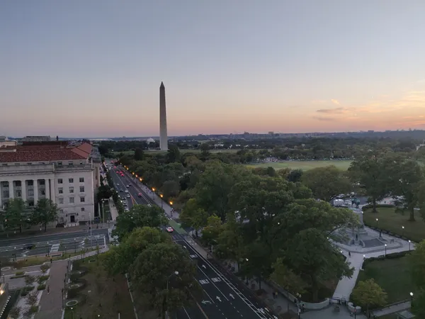 Summer Simulates Spring: D.C. Braces for Record-Breaking Mid-80s Heat This Saturday