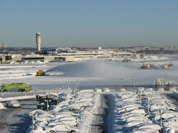 All departures canceled at Reagan National as winter storm disrupts flights at BWI and Dulles