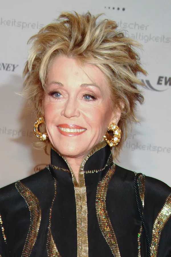 Jane Fonda and hundreds of artists revive a historic committee to defend First Amendment rights in Washington
